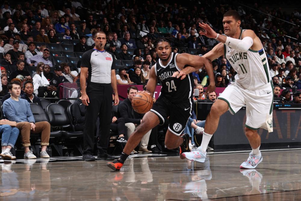 在他带领下 在他带领下