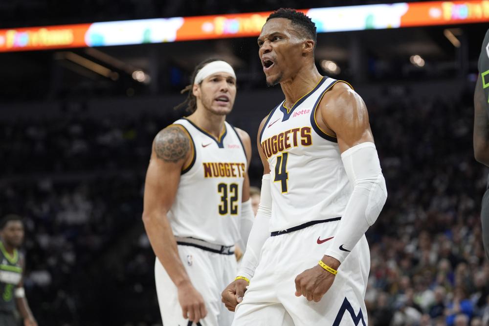 现代足球中 现代足球中